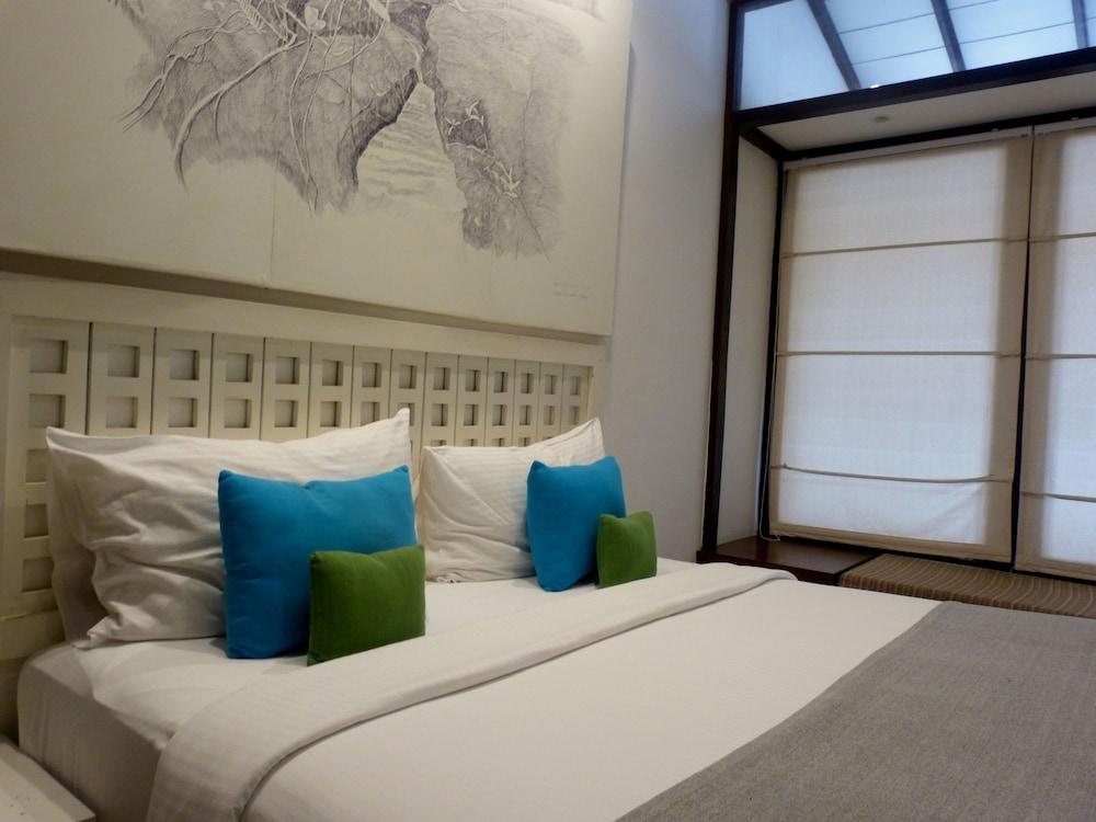 Jetwing Blue 5* Negombo